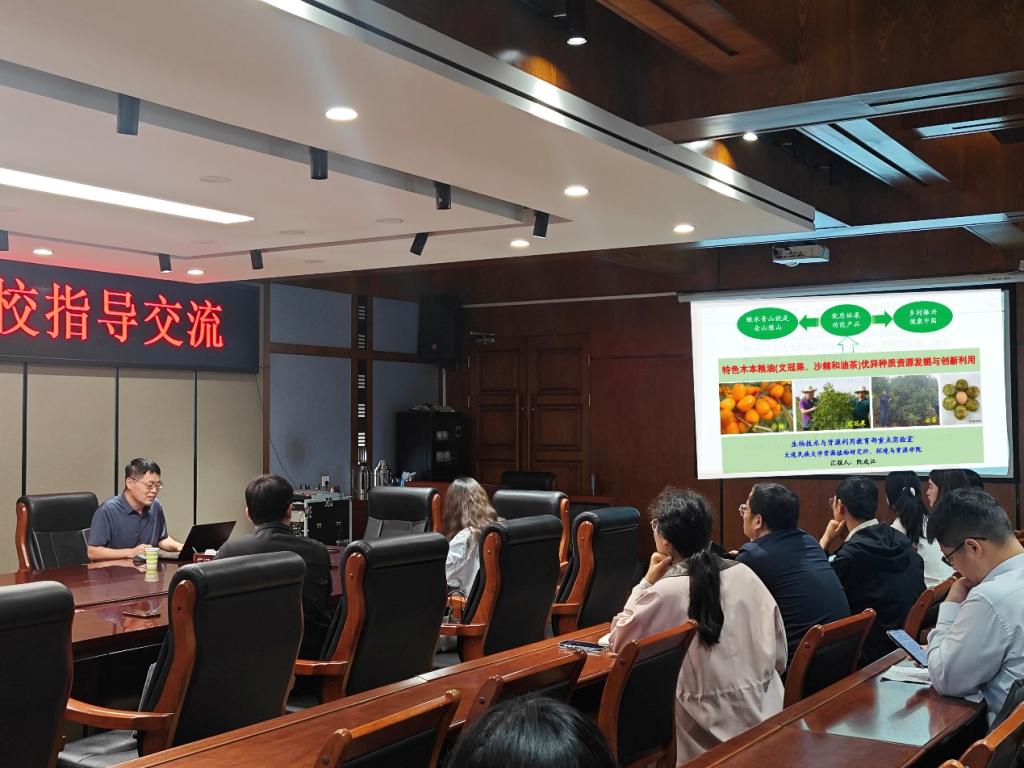 大连民族大学阮成江教授来我院讲学
